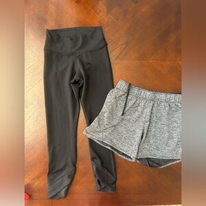 NikeBlack and Gray women  Leggings and Shorts Set size Xs